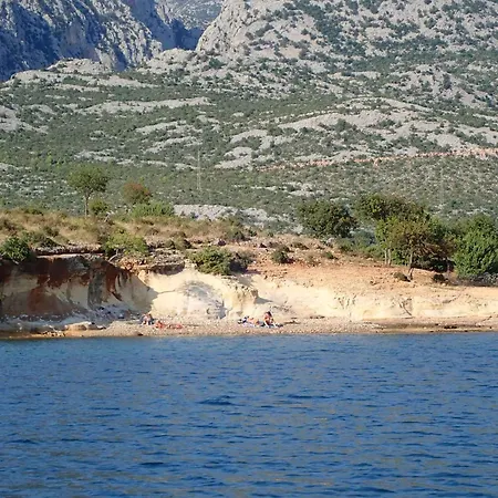 In Starigrad-paklenica 43218 *