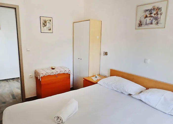 In Starigrad-paklenica 43218 Апартаменты *