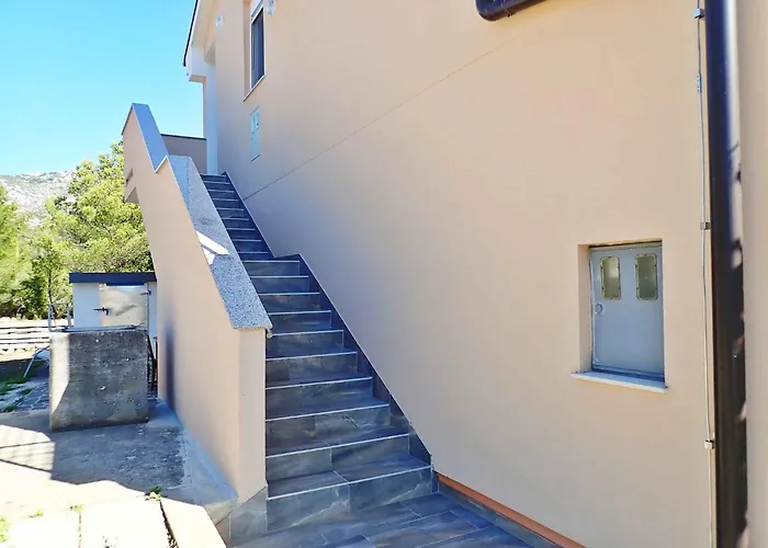Апартаменты In Starigrad-paklenica 43218 Стариград-Пакленица