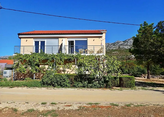 In Starigrad-paklenica 43218 Апартаменты Стариград-Пакленица