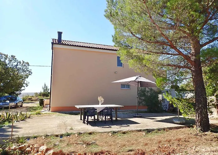 In Starigrad-paklenica 43218 Апартаменты